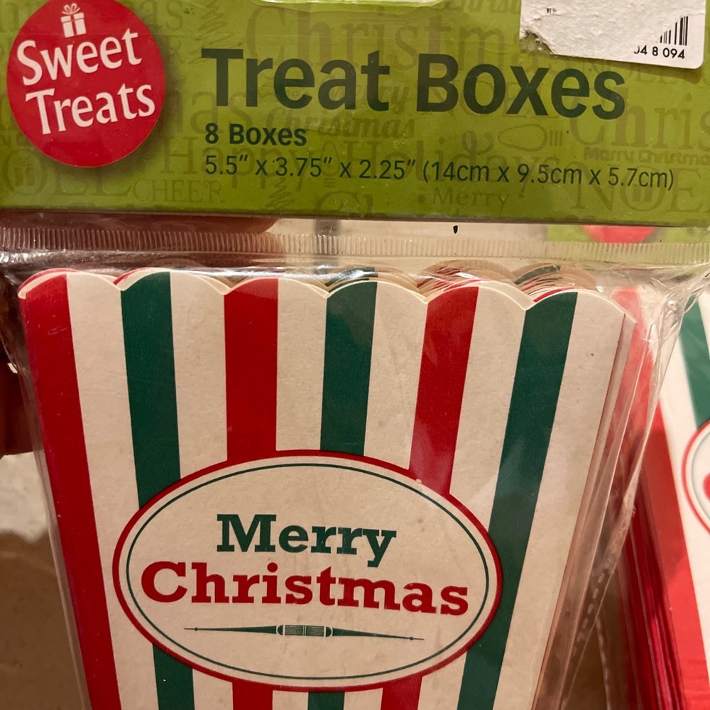 24~Merry Christmas Treat boxes & 18~Penguin treat bags & 40~Zipper Seal bags Set - Picture 3 of 9